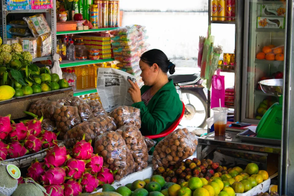 Kệ sữa và bánh kẹo